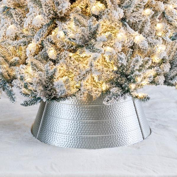 22 in. D Gold Hammered Metal christmas Tree Collar (KD)