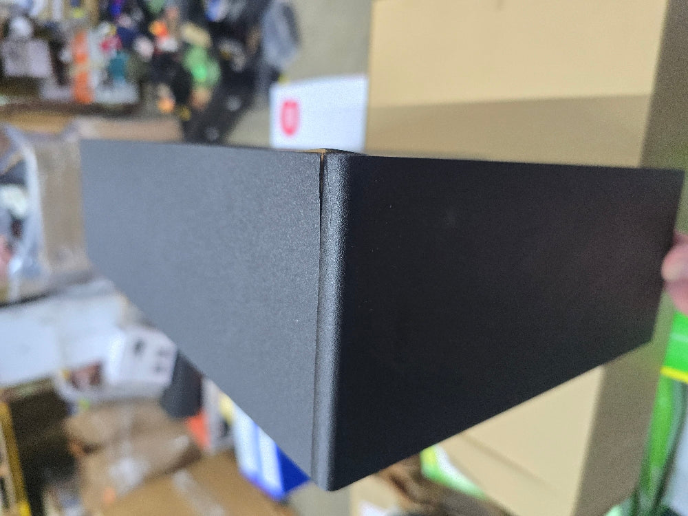 onn. 32" 2.1 Soundbar with 2 Speakers & Wireless Subwoofer SMALL BLEMISH.