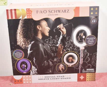 FAO Schwarz Social Star Selfie Light Stand