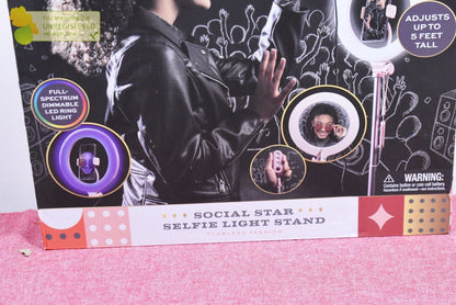 FAO Schwarz Social Star Selfie Light Stand