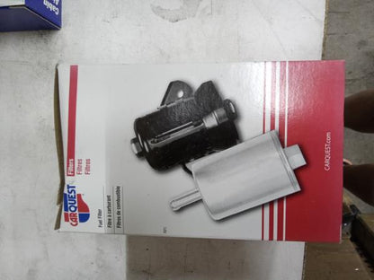 CARQUEST Fuel Filter with OE Matched Construction and Bracket, Hoses, Clamps Included